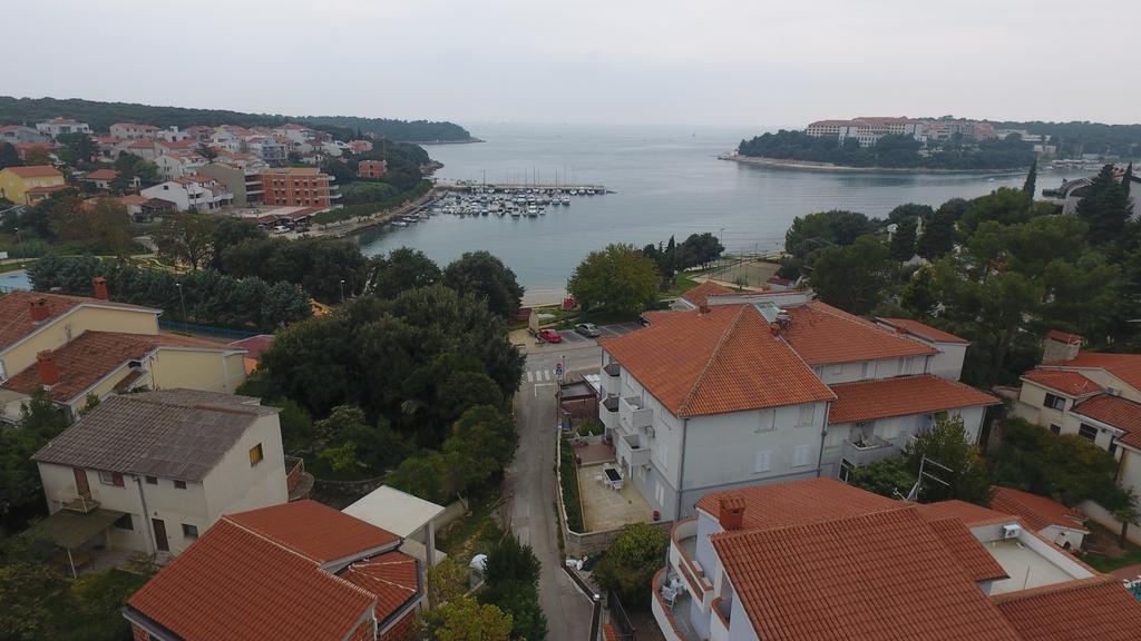 And Dama Pula