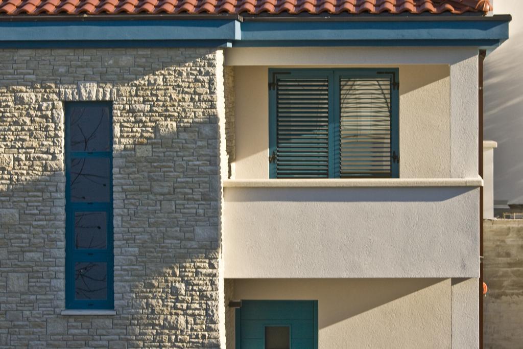 Apartment And Dama *